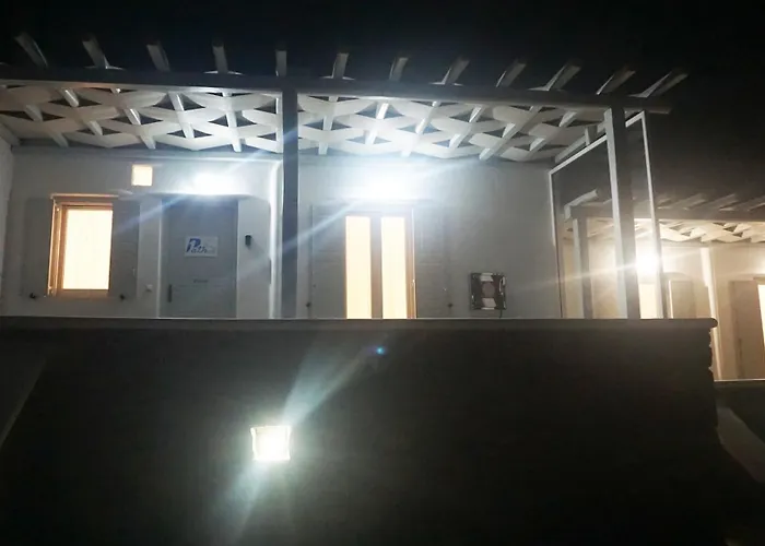 1path Mykonos Super Paradise * Mykonos Town