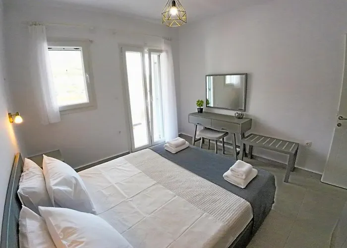 1path Mykonos Super Paradise